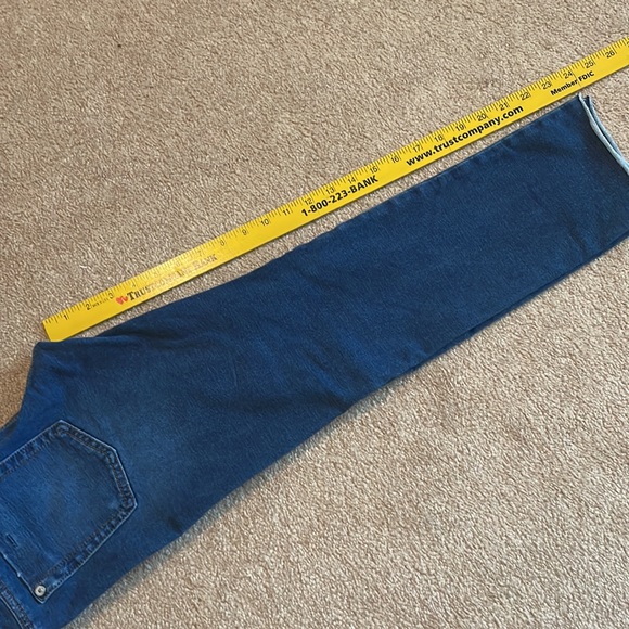 Guess Soft Vintage Jeans - Picture 8 of 8